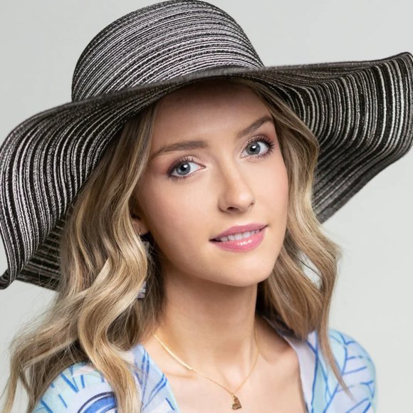 Black White Swirl Stripe Sun Hat main image 2